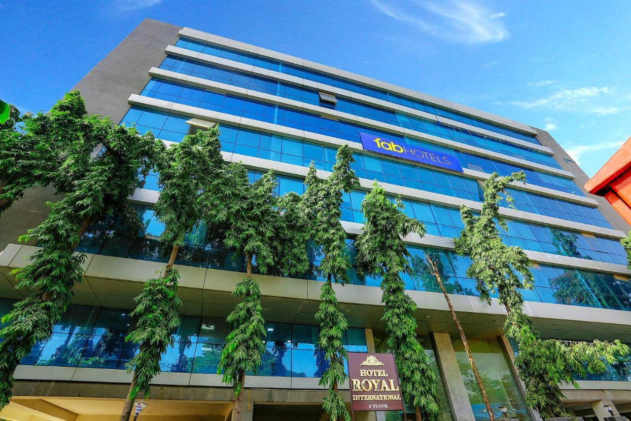 Fabhotel Royal International Bombay Exterior foto